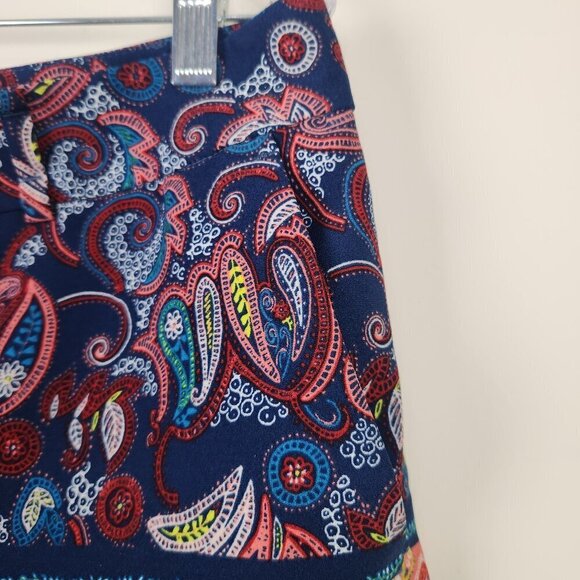 LOFT Size 10 Multicolor Paisley Print Boho Colorful Women's Short with Pockets - Picture 3 of 7